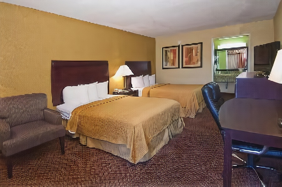 Quality Inn & Suites Baton Rouge West – Port Allen