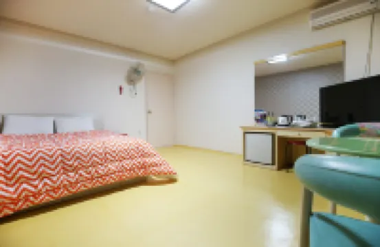 野山加魯希爾汽車旅館