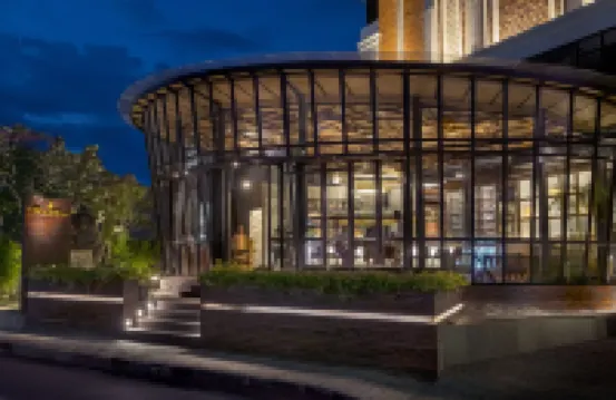 Jambuluwuk Oceano Seminyak Hotel Hotel berhampiran Villa Can Barca, 2 Bedroom Villa for Rent in Seminyak