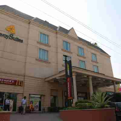 Savoy Suites Noida Hotel Exterior