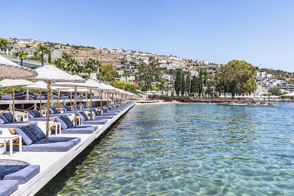 Cape Bodrum Luxury Hotel & Beach