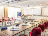 Campanile Paris Ouest - Pont de Suresnes Hotels in Suresnes