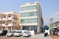 Hotel Golden Tree