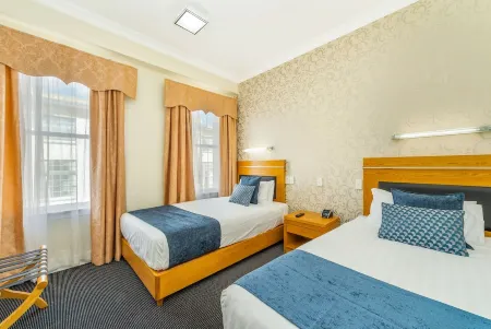 Ramada by Wyndham Hamilton City Center Отели рядом с достопримечательностью «Университет Уэйкато»