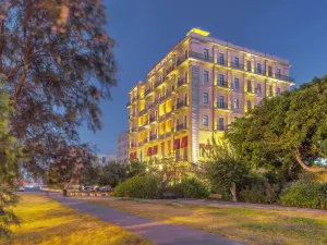 Gdm Megaron, Historical Monument Hotel