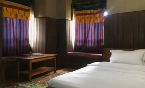 Paro Penlop Dawa Penjor Heritage Farm House - Housity