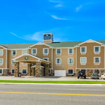 Cobblestone Hotel & Suites - Torrington