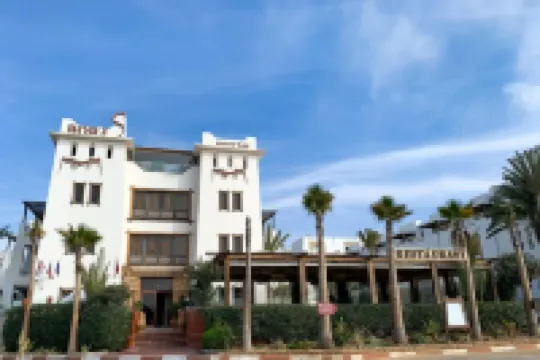 Borjs Hotel Suites & Spa