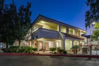 Motel 6 Thousand Oaks, CA Các khách sạn ở Newbury Park
