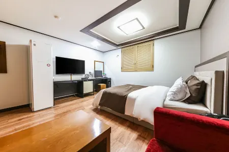 Gochang Hotel Moyangseong Отели рядом с достопримечательностью «Chan Yun Temple»