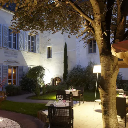 Maison Philippe le Bon Hôtel, Restaurant & Bar le 19