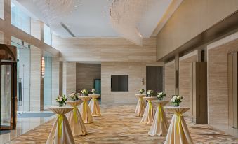 Crowne Plaza Zhongshan Wing On City