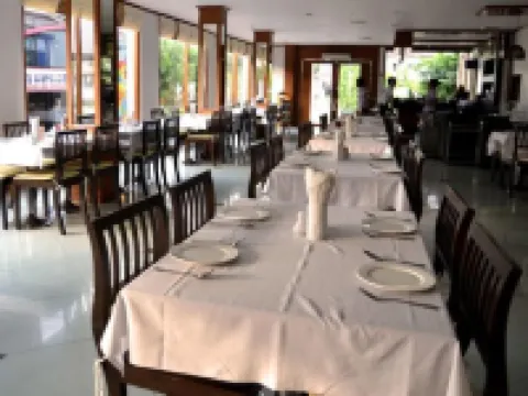 プレジデント ホテル ウドーン ターニー ウドーンターニーのホテル