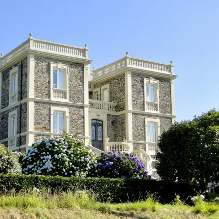 Indiana Colonial Style House Villa Auristela