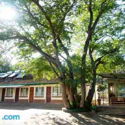 Livingstone Lodge Hotel Exterior