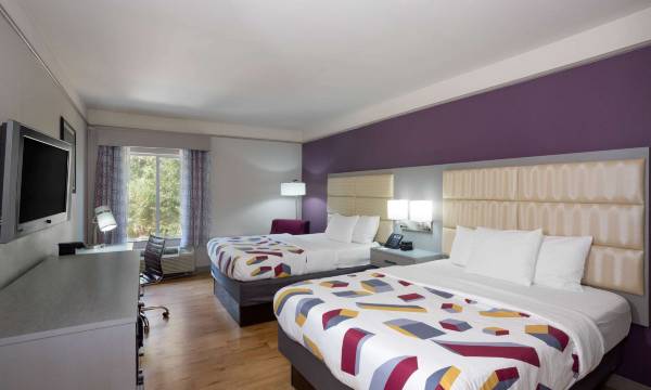 La Quinta Inn & Suites by Wyndham Mobile - Daphne
