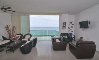 Beach Front Exclusive Apartment Coveñas