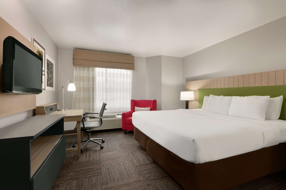 Country Inn & Suites by Radisson, Roanoke Rapids, NC