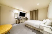 Wolgot Cruise Hotels in 