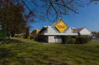 Premiere Classe Chantilly Sud - Luzarches