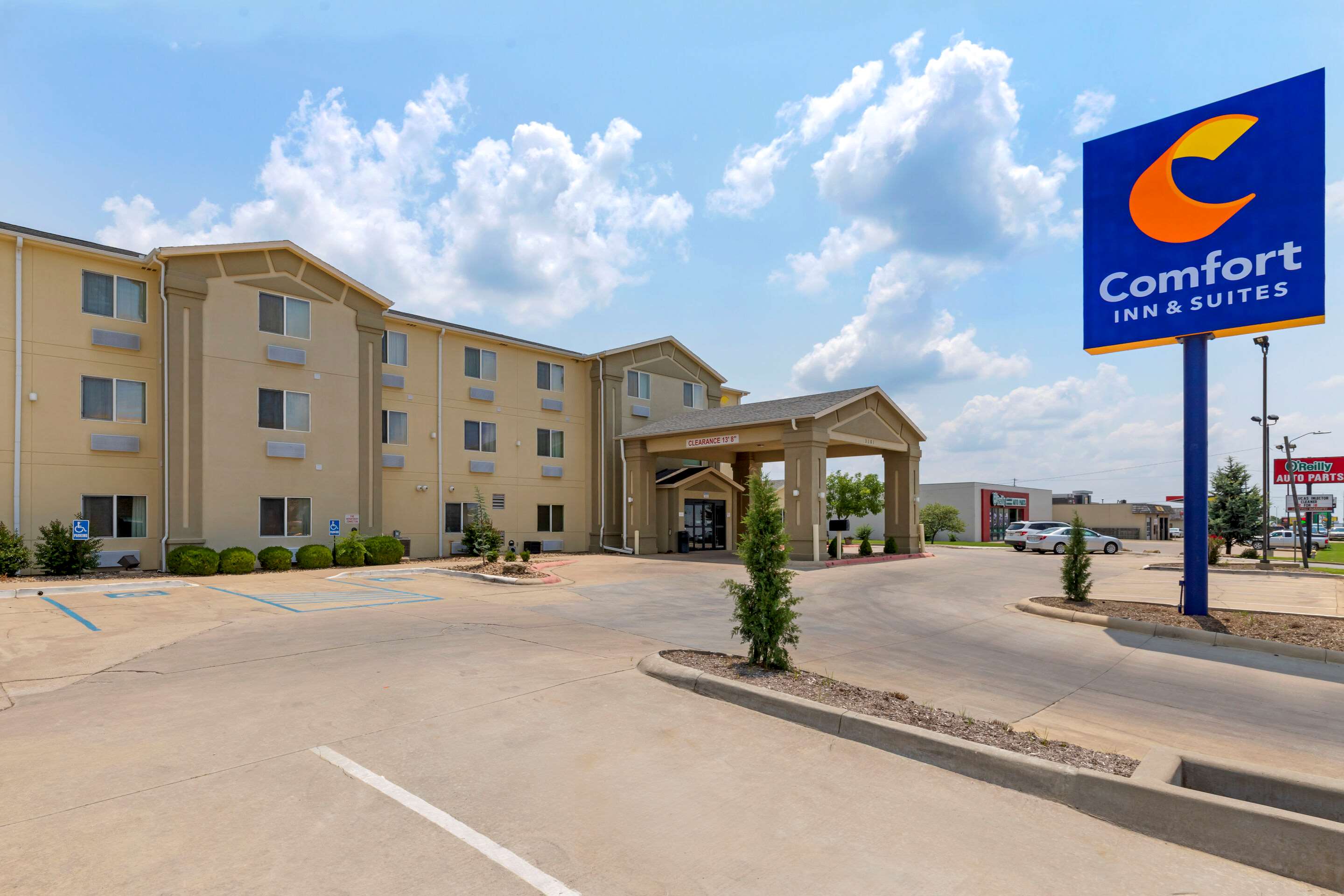 Comfort Inn & Suites Ponca City Near Marland Mansion