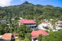 Casadani Hotel Hotels in Port Glaud