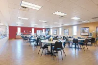 Bakken Airport Xwa Hotel & Studios - breakfast
