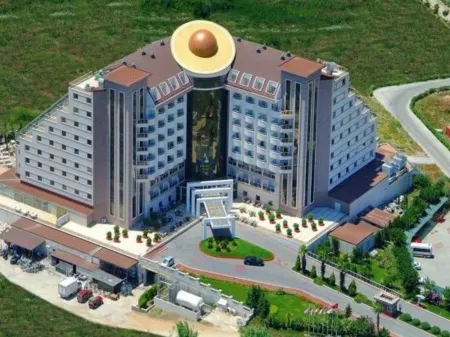 Saturn Palace Resort