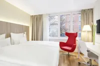 NH Collection Hamburg City Hotel in zona Elbgaustraße Railway Station