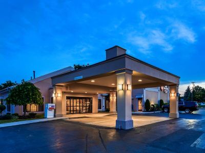 Best Western Plus Galleria Inn Suites
