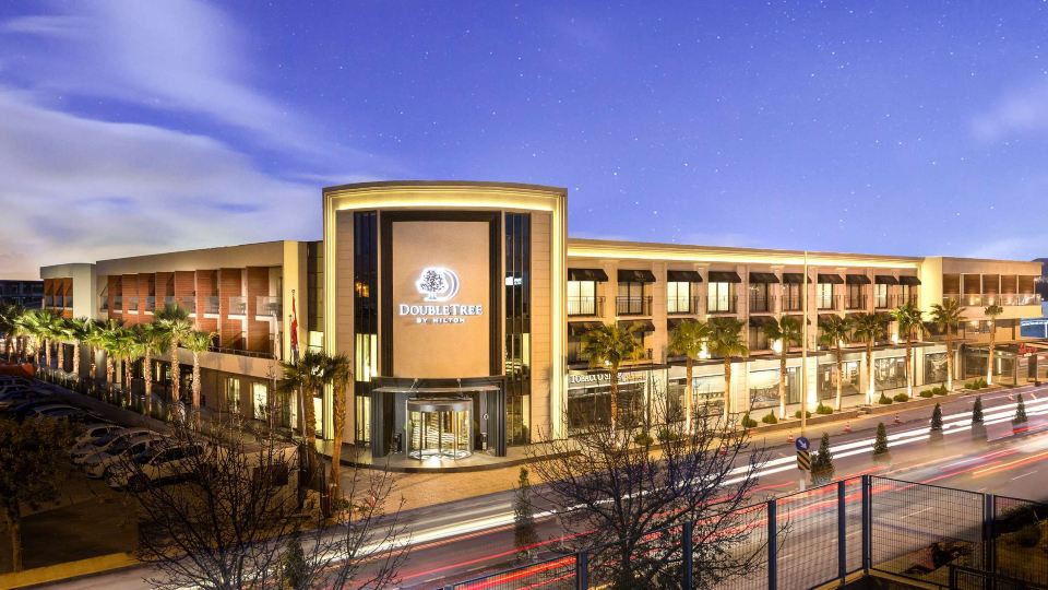 DoubleTree by Hilton Izmir Airport