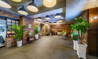 Cheonho Hotel August