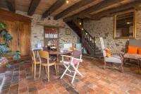 Chambres d'hôtes - Topaze Hotels in Monnières