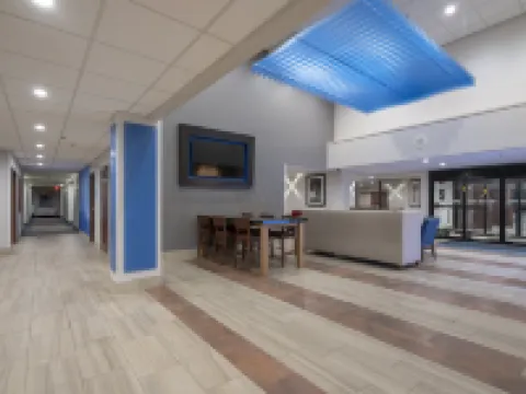 Holiday Inn Express & Suites COON RAPIDS-BLAINE AREA by IHG Hotels in Coon Rapids