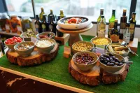 DoubleTree by Hilton Minsk - servizio colazione