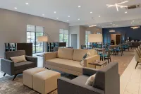 Comfort Suites Cincinnati University - Downtown