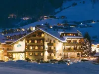 Hotel Kaprunerhof فنادق في كابرون