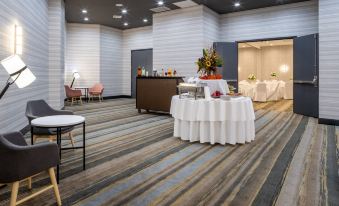 Holiday Inn Long Island - Islip Arpt East