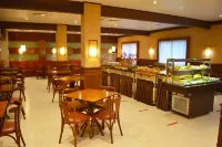 Sky Borges Hotel Alpenhaus - Gramado - servizio colazione