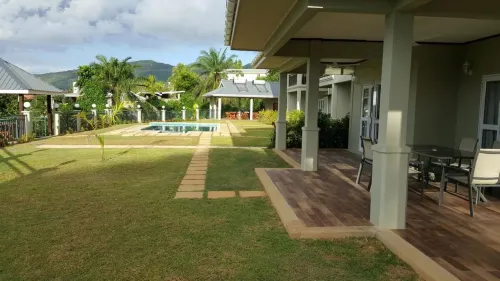 Bambous River Lodge - Parkplatz