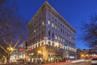 Sentinel Hotel のホテル