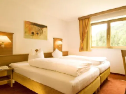 Hotel Garni Alpenjuwel Hotels in Serfaus