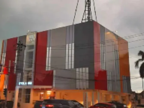 Ryola Inn Syariah Hotels in Tegal
