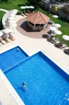 Hotel Tara Becici - Uima-altaat