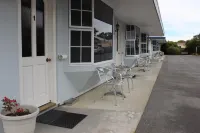Riverlea Motel Hotels in Gore