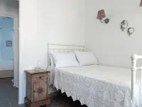 Skaris Guesthouse Tinos Hotels in Panormos