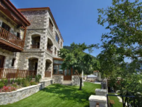 Emotions Country Resort Hotels in Karpenisi