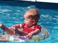 Arrow Motel Apartments - Pools