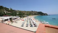 빌라조 호텔 콰트로 스콜리