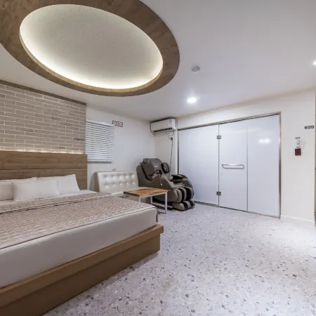 Gumi Indong Hotel 7 Plus